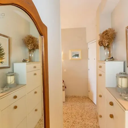 Szimple Magnific Seaviews Apartment