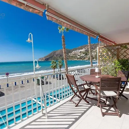 Szimple Magnific Seaviews Apartment